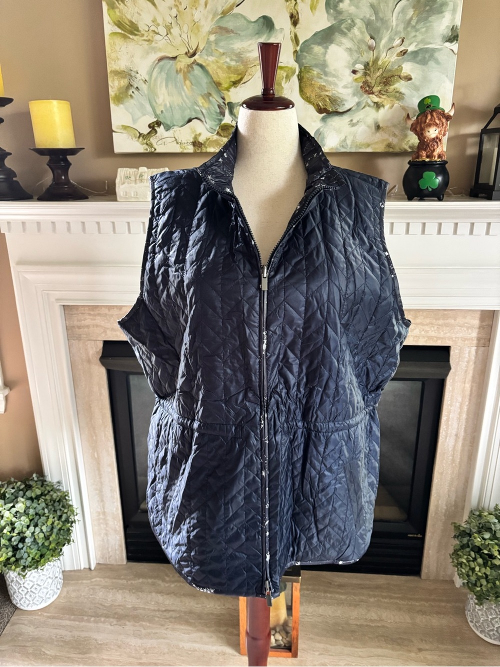 *NEW* Chico’s Zenergy Reversible Quilted Vest - Classic Navy - Size 20/22